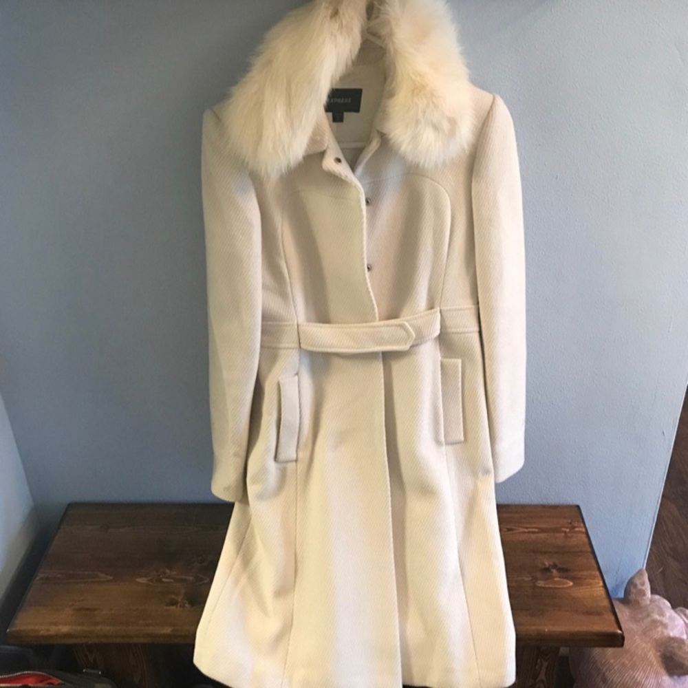Cute Express coat - Picture 2 of 4